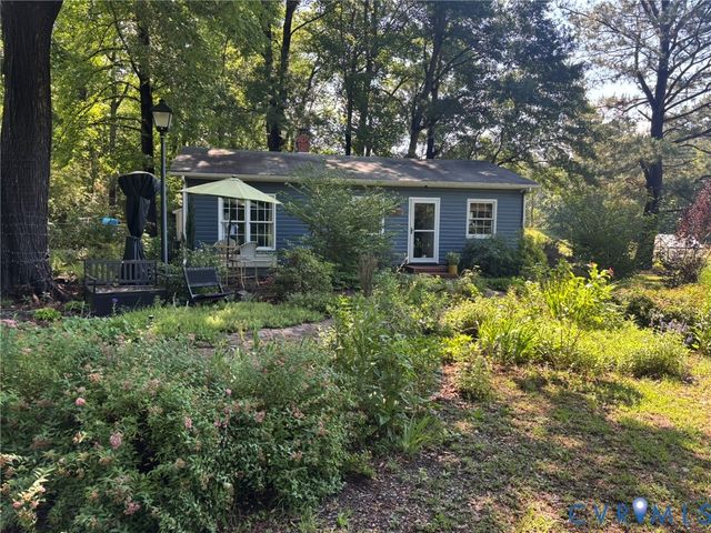 3235 Layfield Dr, Providence Forge, VA 23140