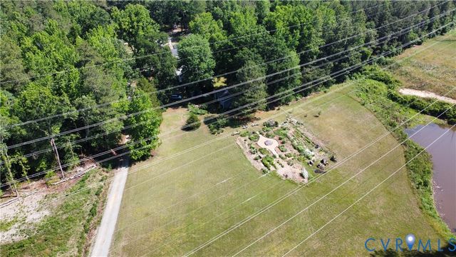 3235 Layfield Dr, Providence Forge, VA 23140