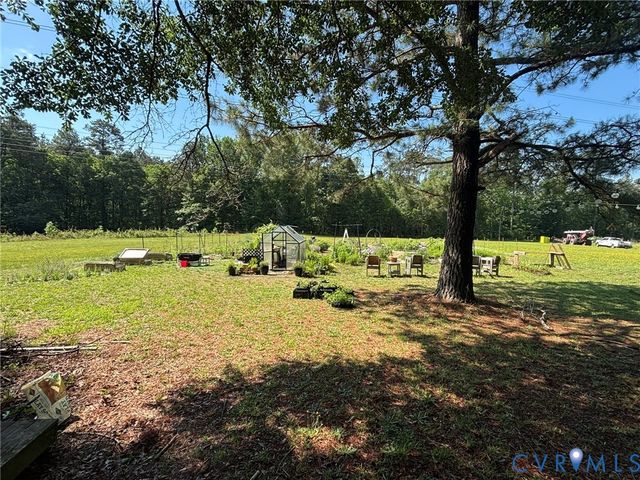 3235 Layfield Dr, Providence Forge, VA 23140