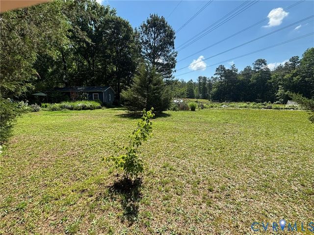 3235 Layfield Dr, Providence Forge, VA 23140