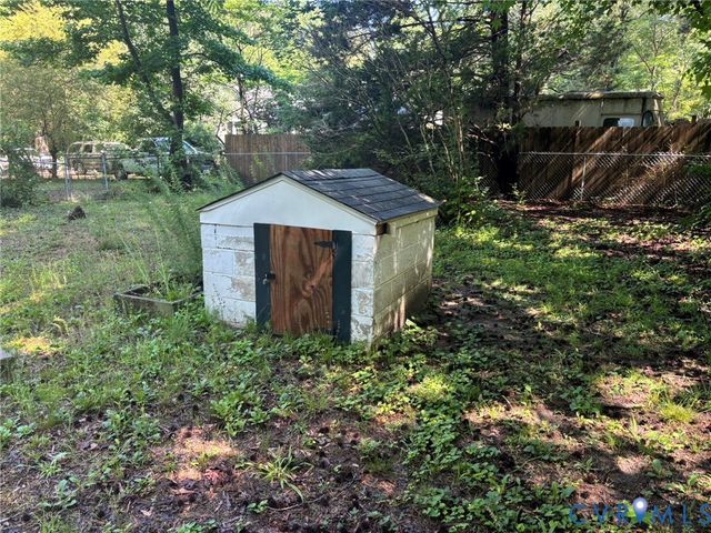3235 Layfield Dr, Providence Forge, VA 23140
