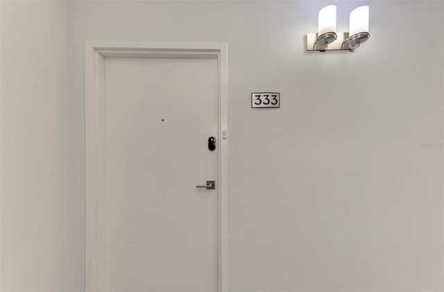 5855 MIDNIGHT PASS ROAD 333, Sarasota, FL 34242