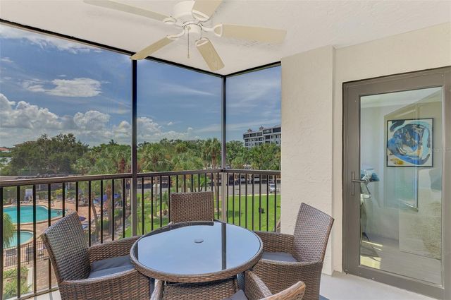 5855 MIDNIGHT PASS ROAD 333, Sarasota, FL 34242