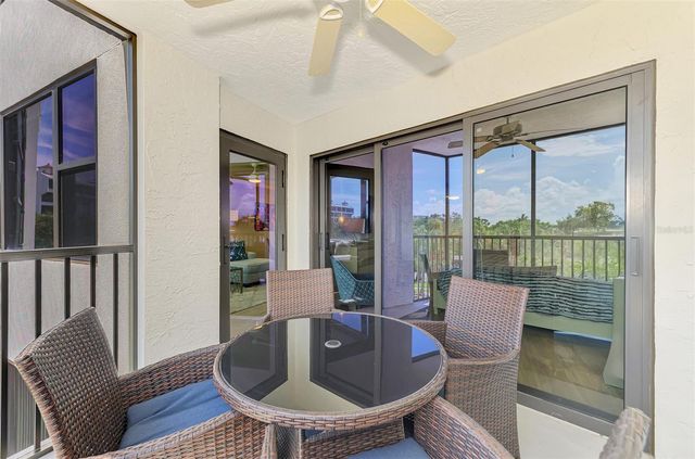 5855 MIDNIGHT PASS ROAD 333, Sarasota, FL 34242