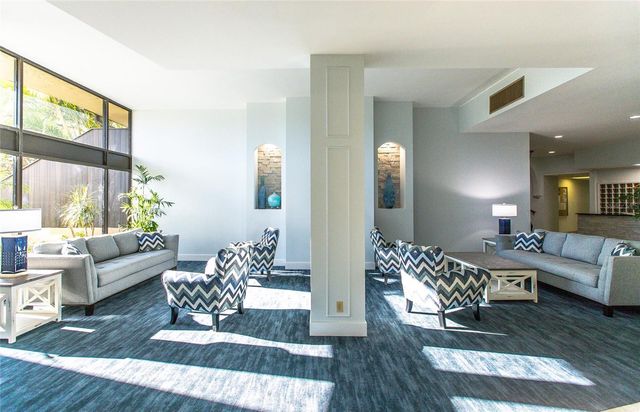 5855 MIDNIGHT PASS ROAD 333, Sarasota, FL 34242