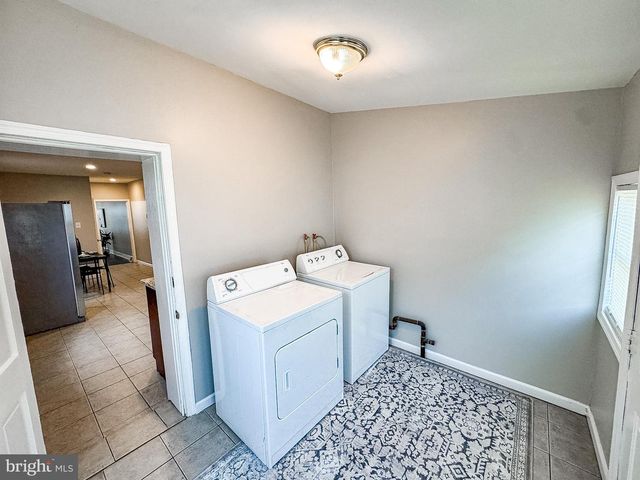 1317 LINDEN ST, Wilmington, DE 19805