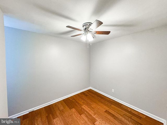 1317 LINDEN ST, Wilmington, DE 19805
