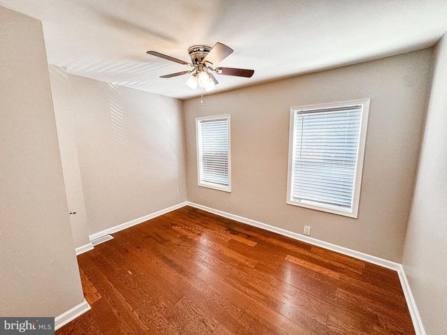 1317 LINDEN ST, Wilmington, DE 19805