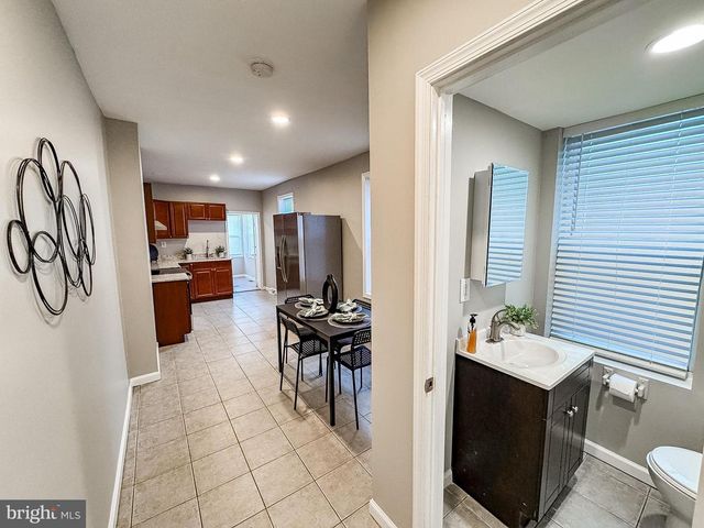 1317 LINDEN ST, Wilmington, DE 19805