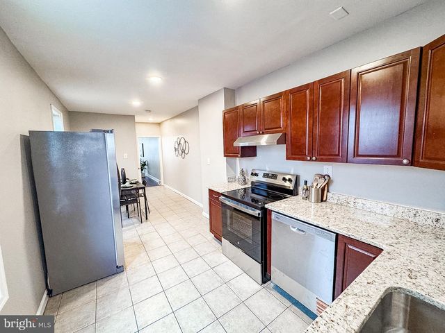 1317 LINDEN ST, Wilmington, DE 19805