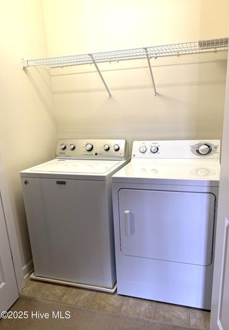 4125 Dudleys Grant Drive B, Winterville, NC 28590