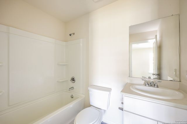 3355 Martin Luther King, San Antonio, TX 78220