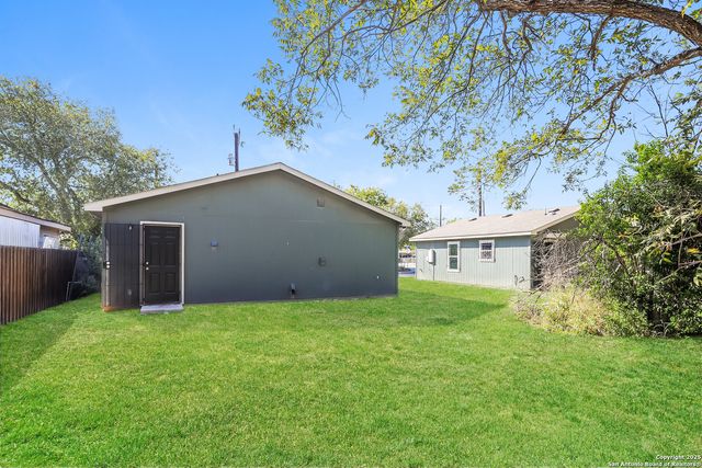 3355 Martin Luther King, San Antonio, TX 78220