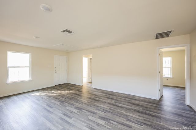 3355 Martin Luther King, San Antonio, TX 78220