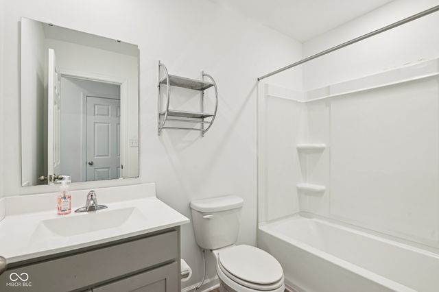 56 Winding Brook Way, Pendleton, IN 46064