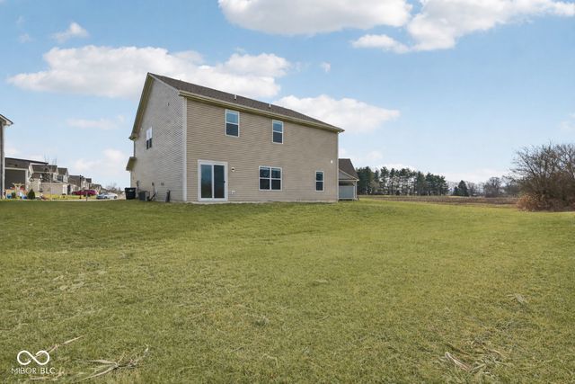 56 Winding Brook Way, Pendleton, IN 46064