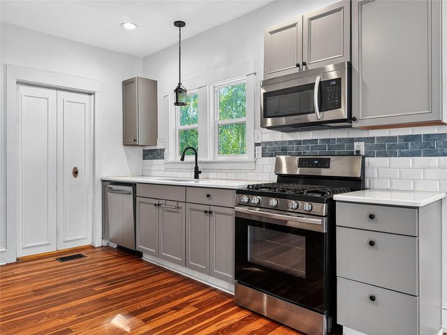 1016 WASHINGTON AVENUE, Eustis, FL 32726