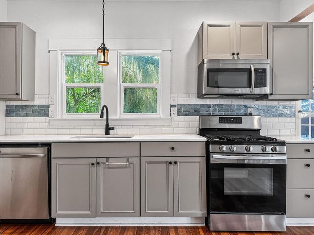 1016 WASHINGTON AVENUE, Eustis, FL 32726