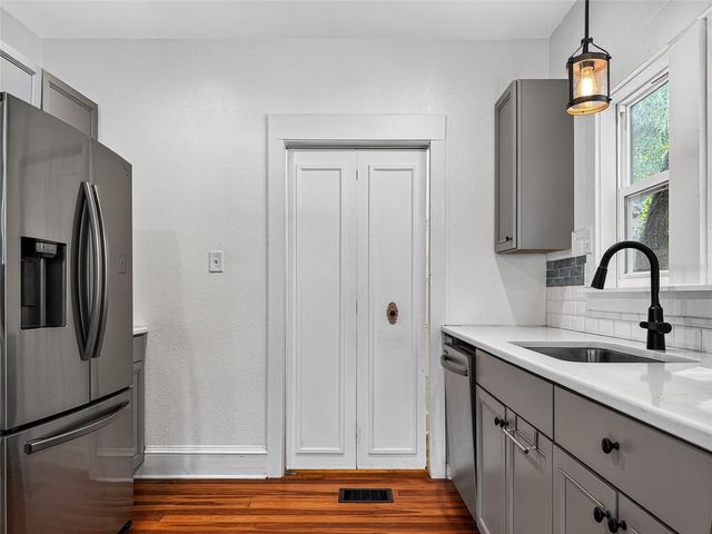 1016 WASHINGTON AVENUE, Eustis, FL 32726