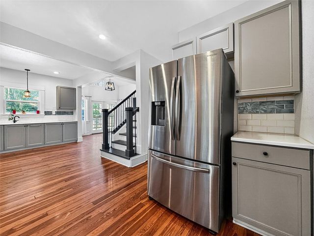 1016 WASHINGTON AVENUE, Eustis, FL 32726