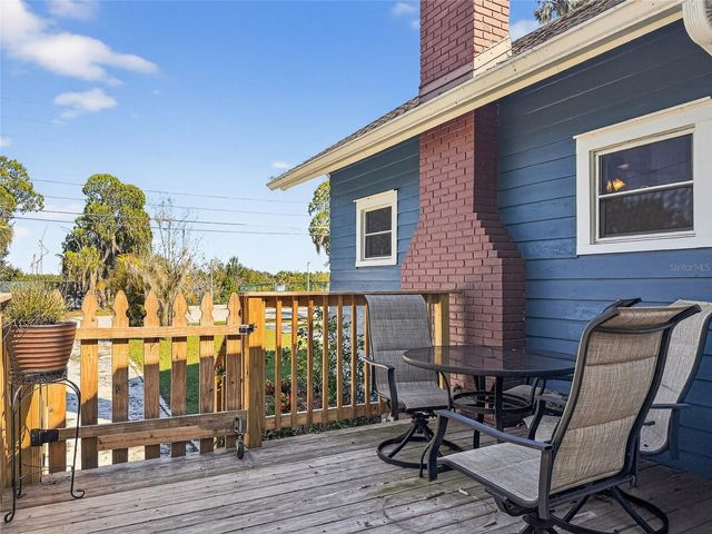 1016 WASHINGTON AVENUE, Eustis, FL 32726