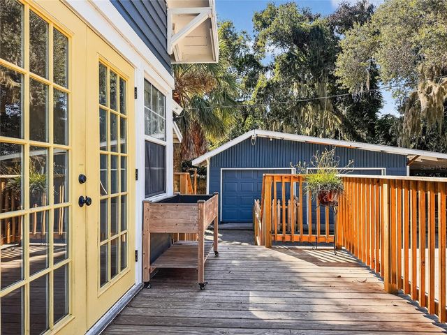 1016 WASHINGTON AVENUE, Eustis, FL 32726