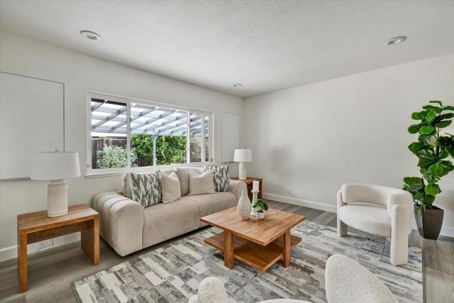 1943 Everglades Drive, Milpitas, CA 95035