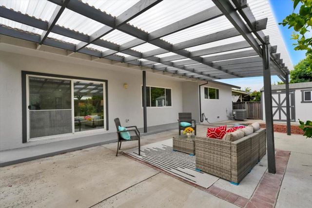 1943 Everglades Drive, Milpitas, CA 95035