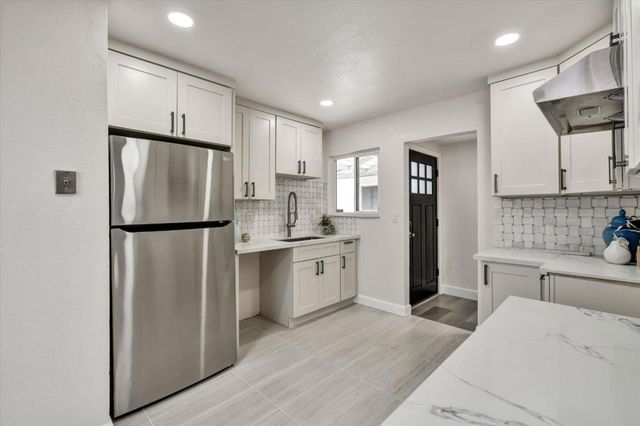 1943 Everglades Drive, Milpitas, CA 95035