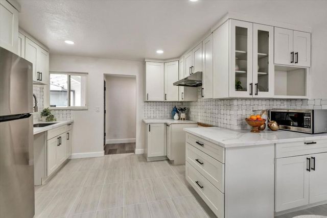 1943 Everglades Drive, Milpitas, CA 95035