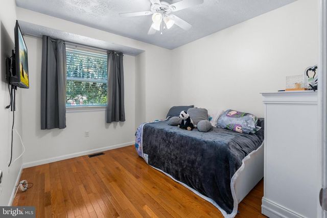 2256 WESTWOOD DR, Waldorf, MD 20601