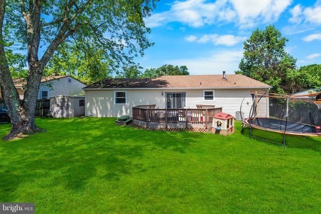 2256 WESTWOOD DR, Waldorf, MD 20601