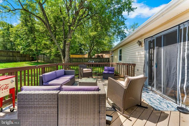 2256 WESTWOOD DR, Waldorf, MD 20601