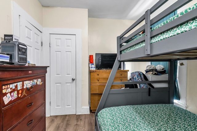 11 10th Ave, Haverhill, MA 01830