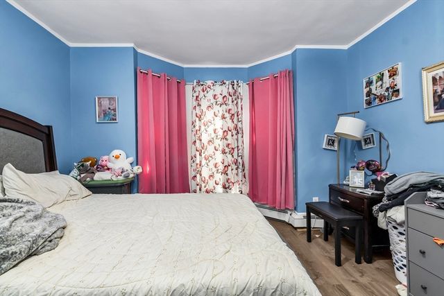 11 10th Ave, Haverhill, MA 01830