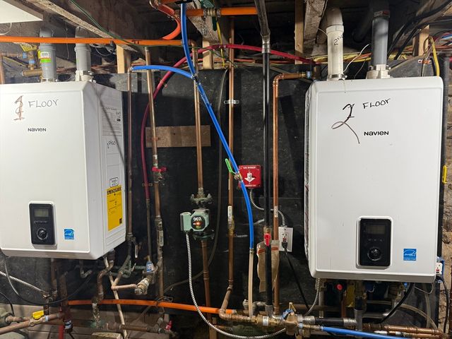 11 10th Ave, Haverhill, MA 01830