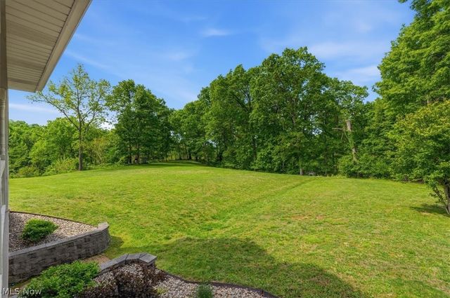 911 Moody Ridge Road, Belpre, OH 45714