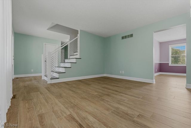 911 Moody Ridge Road, Belpre, OH 45714