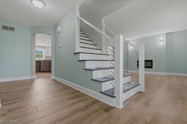 911 Moody Ridge Road, Belpre, OH 45714