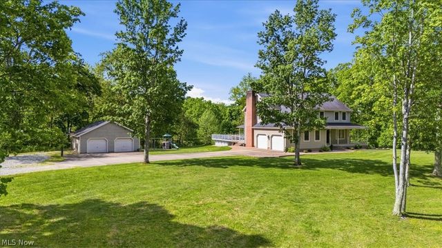 911 Moody Ridge Road, Belpre, OH 45714