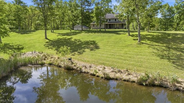 911 Moody Ridge Road, Belpre, OH 45714