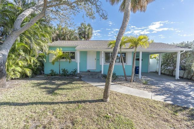 518 77TH AVENUE, St Pete Beach, FL 33706