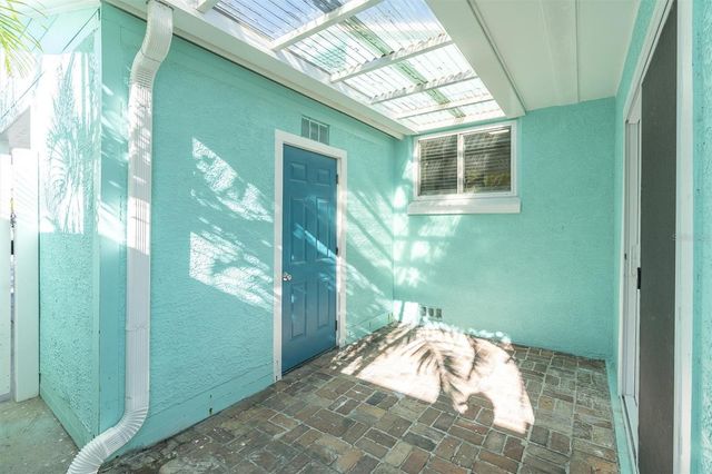 518 77TH AVENUE, St Pete Beach, FL 33706