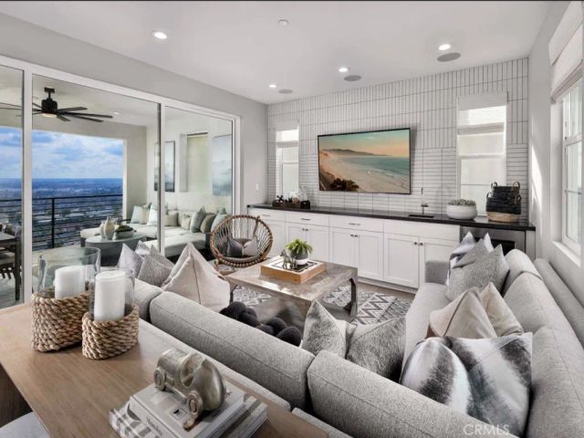 355 Mariposa Way, Montebello, CA 90640