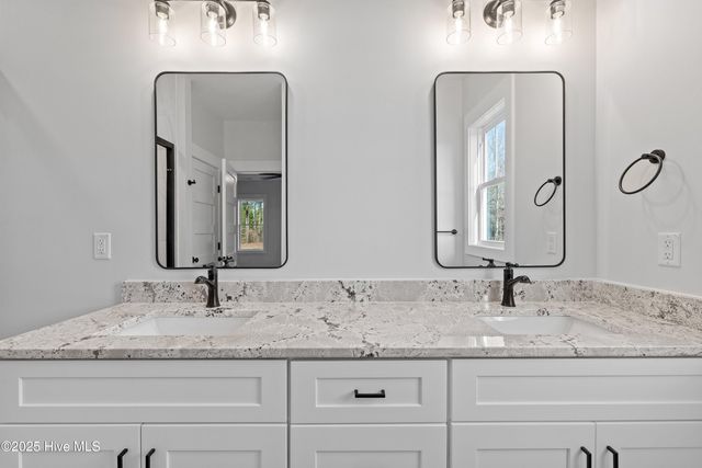 9462 Turkey Way, Middlesex, NC 27557