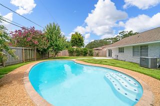 2111 Bron Holly Drive, Houston, TX 77018