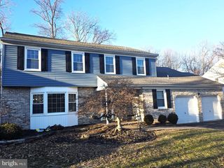 222 BARBERRY DR, Wilmington, DE 19808