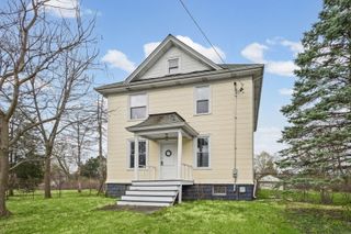 504 N SCHOENBECK Road, Prospect Heights, IL 60070