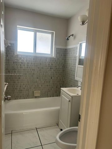 7561 Venetian St 1, Miramar, FL 33023