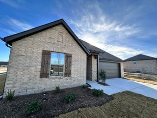 509 Brook View Drive, Van Alstyne, TX 75495